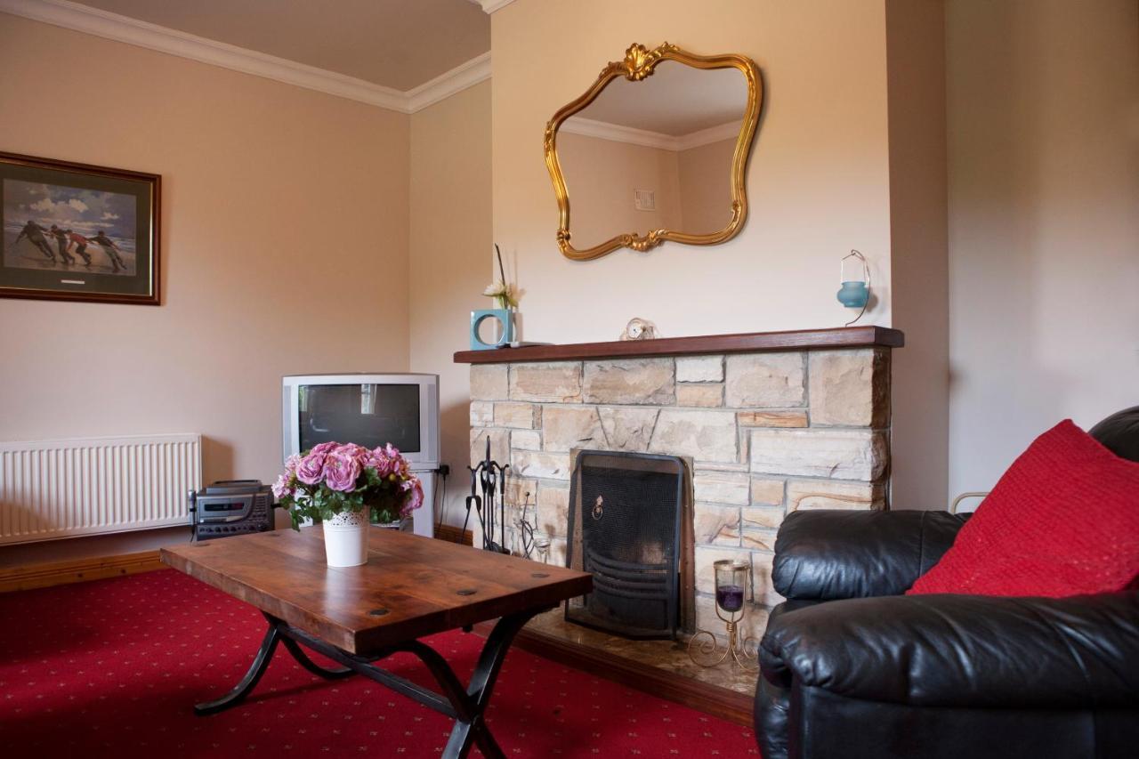 Inviting 4-Bed House In Strokestown Vila Exterior foto